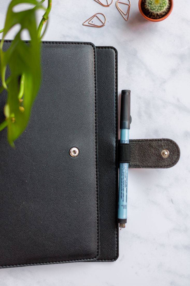 Leather-look black cover for your reusable Asoki Planner with pen loop and button