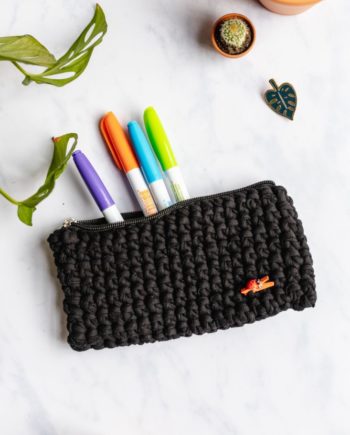 Pencil case made of old t-shirts with zipper